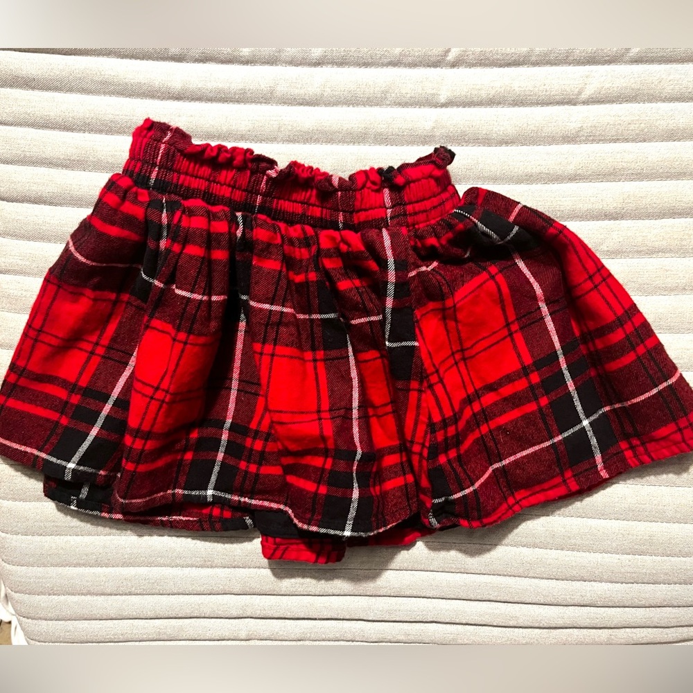 NWOT adorable tartan skirt